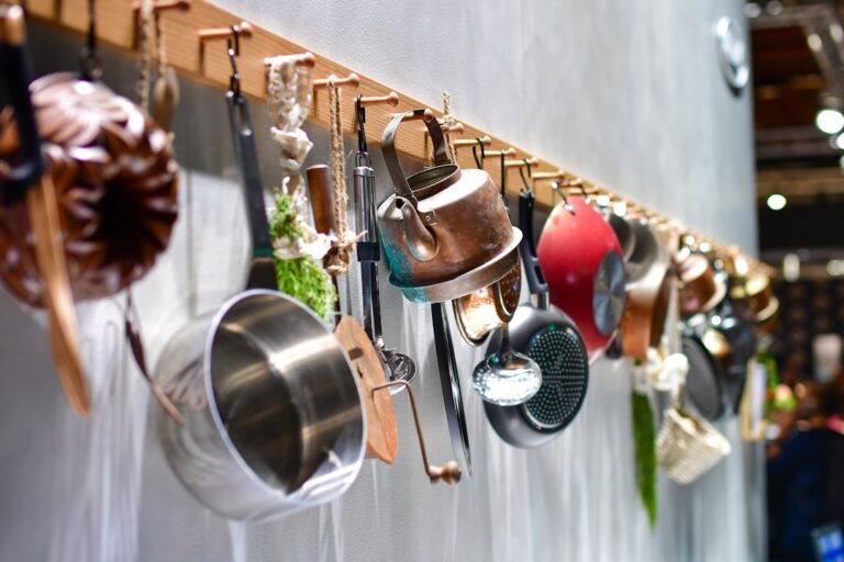 How to Choose the Best Cookware for Your Needs